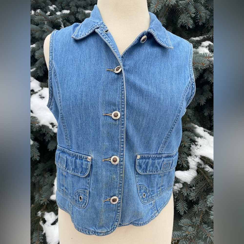 Vintage size medium St. John’s Bay denim jean jacket size medium